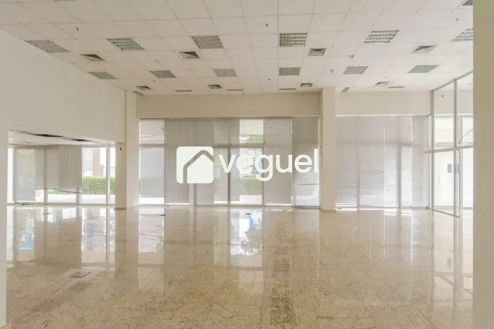 Sala comercial de 344m²com 3 salas, 3 banheiros para alugar no bairro Guanabara - Campinas