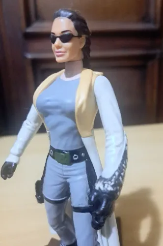 Figura Lara Croft Tomb Raider, o filme - Angelina Jolie