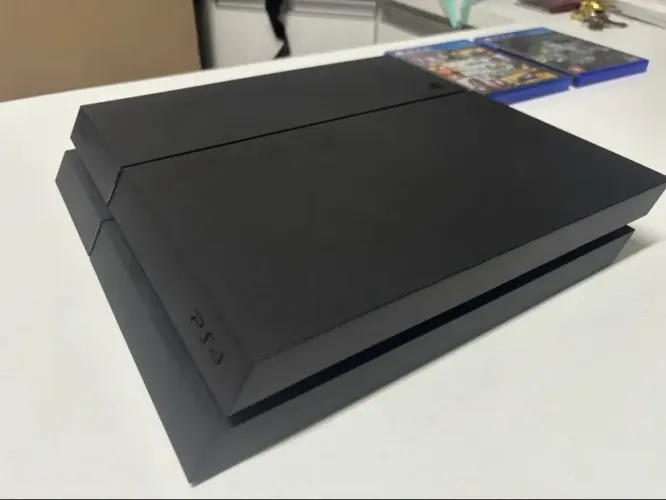 PlayStation 4 Fat Completo - 2 Controles + Jogos