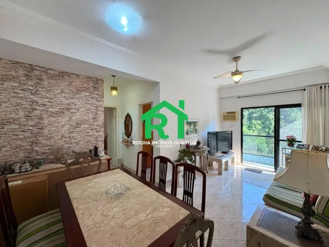 Apartamento com 2 quartos (1 suíte), 2 vagas e lazer à venda em Pitangueiras, Guarujá