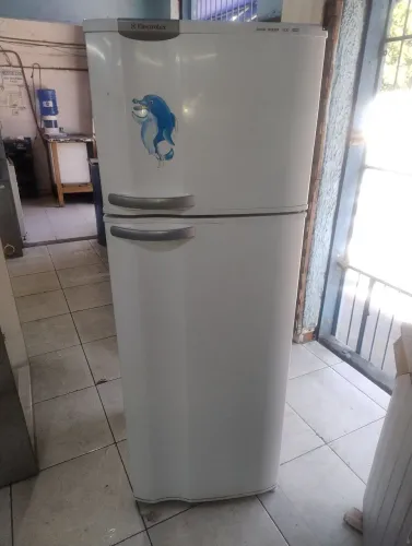Geladeira Electrolux DC37 110 volts 