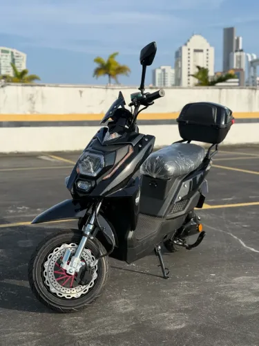 Scooter Eletrica X11 2000w 20ah 2026