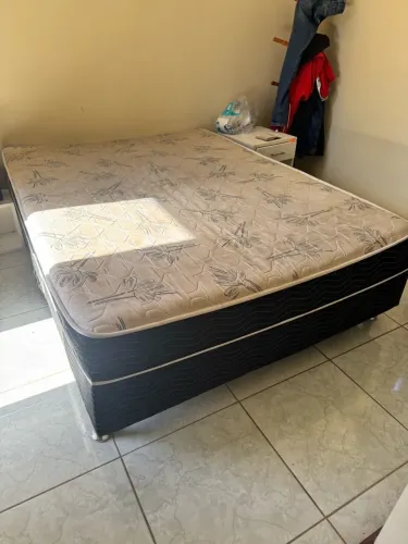 Cama box molas ensacadas