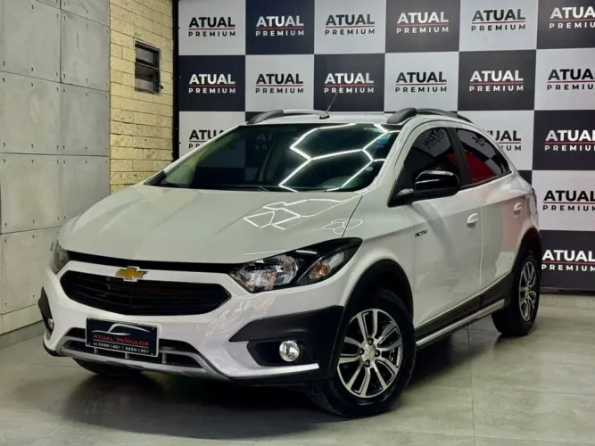 Chevrolet Onix Activ 1.4 8V Flex Mec. 4P 2017