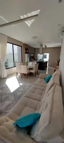 Casa em Condomínio para Venda em Porto Velho, Embratel, 4 dormitórios, 2 suítes, 4 banheir
