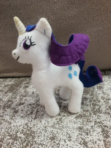 Pelúcia em Feltro My Little Pony - Rarity