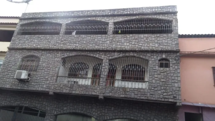 Vendo casa em Santo Antônio, Vitória.