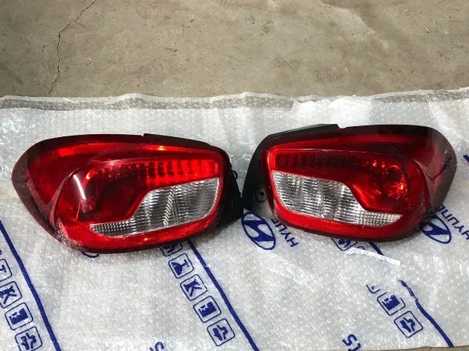 Par Lanterna Kwid 2017 a 2021 Original