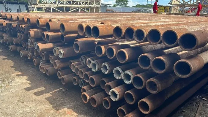 Tubo de Aço de 5" (127 mm) x 9,2 mm x 9,3 mts