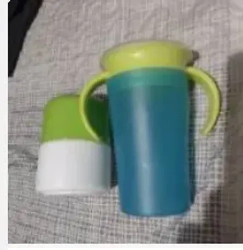 Kit garrafinha e copo 360°