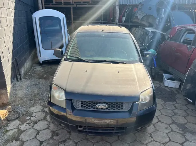 Sucata EcoSport 2004 1.6 manual ( Vendo peças )