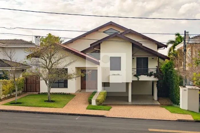 Casa para venda alto padrão com 4 quartos sendo 2 suítes, 1 térrea, no condomínio Arboreto