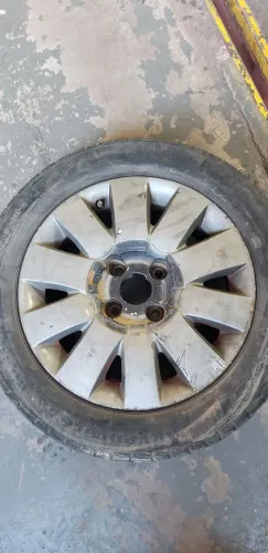 Roda Citroen c3