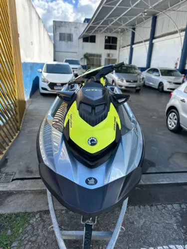 Jetski GTI  170 com carretinha 