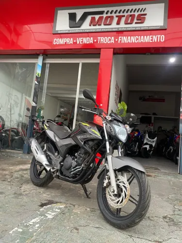 Yamaha Fazer 250c 2016