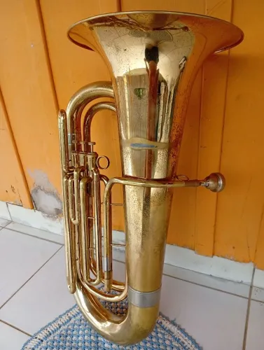 Tuba Instrumento de Sopro