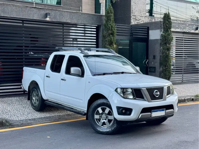 Nissan Frontier SV Attack 4x4 Manual