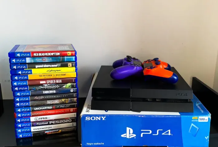 Playstation 4 + Jogos e Controles - Console Completo