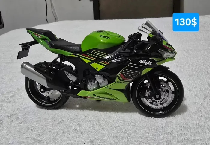 Moto miniatura Kawasaki Ninja ZX-6R 