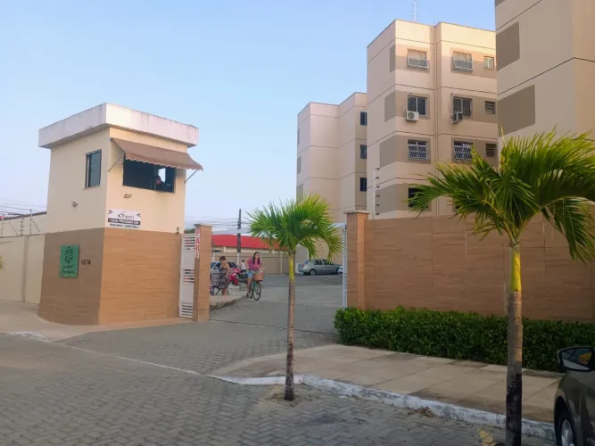 Apartamento no Condomínio Primavera - Cidade dos Funcionários