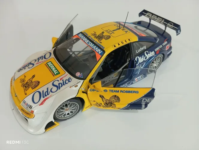 Miniatura Opel Calibra V6 4x4 DTM/ITC Class1 #1 - UT (Minichamps) - esc 1/18