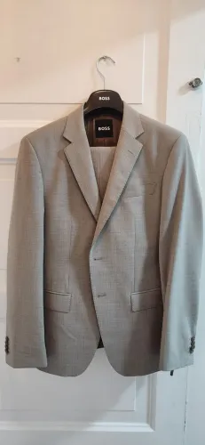 Terno / Costume Hugo Boss - Bege Escuro - Original