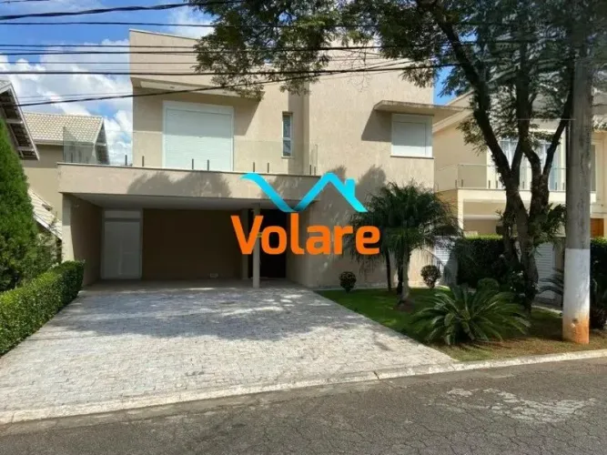 Casa em condomínio de luxo à venda: 4 quartos, 4 suítes, 3 salas, 5 banheiros, 4 vagas de 