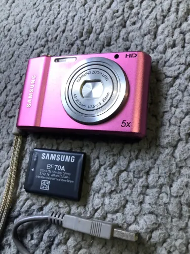 Câmera digital Samsung rosa 