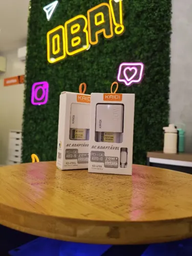 Carregador Completo Kaidi Turbo 20W de potência