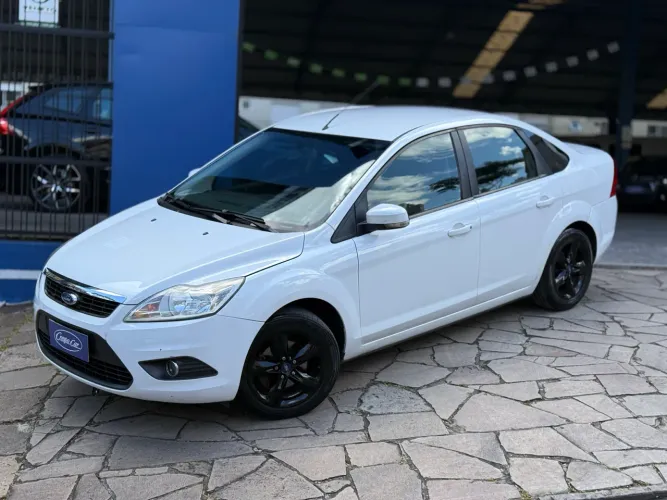 Ford Focus Sedan 2.0 16v/2.0 16V Flex 4P 2010