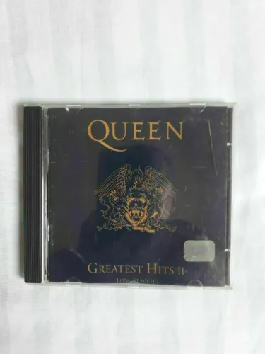 VENDO CD QUEEN GREATEST HITS II 