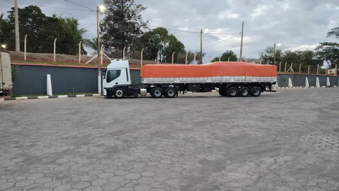 Carreta randon 13,5m