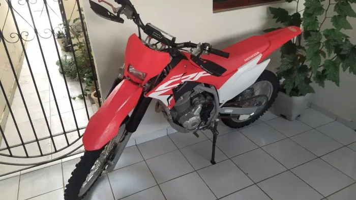CRF 250 F - SUPER NOVA