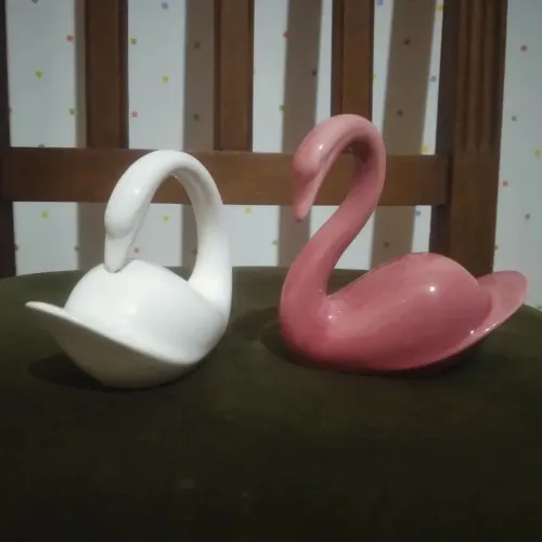 Par de Cisnes de Cerâmica