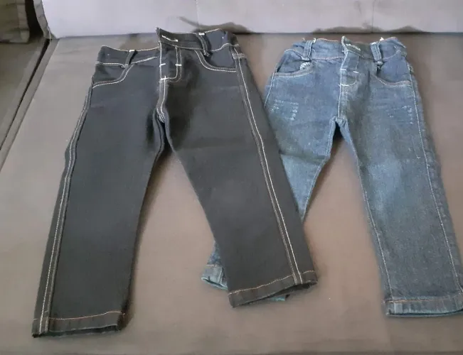 Calças Jeans Infantis - Tamanho 2 a 4 Anos