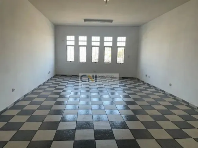 SALA COMERCIAL SOBRE LOJA - ZONA NORTE