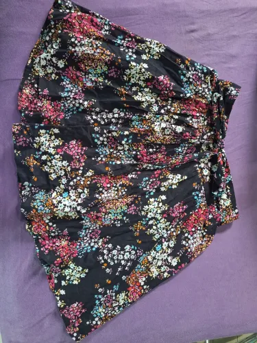 Saia floral tamanho 36
