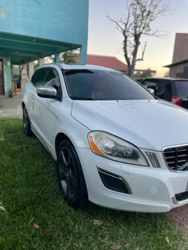 Volvo XC 60 T-5 R-design 2.0 FWD 5P 2013