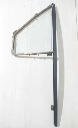 Armação Quebra Vento Nova Gm Chevette Le