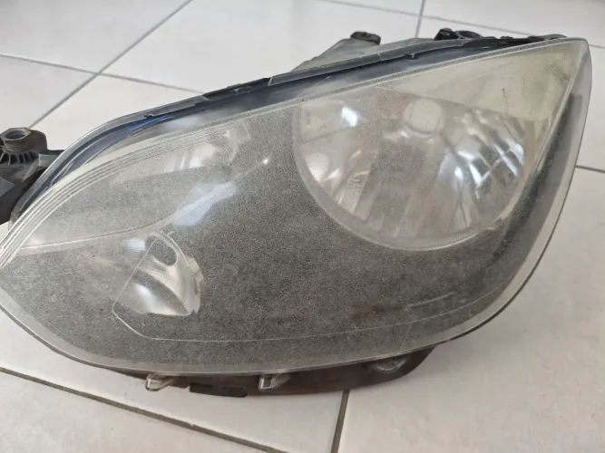 Farol VW UP!