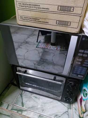 Vendo este forno e o micro-ondas