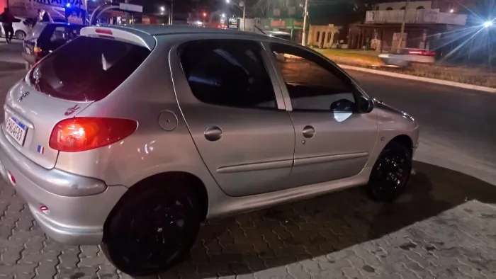 Peugeot 206 Selection/ Sensation 1.0 16V 5P 2005