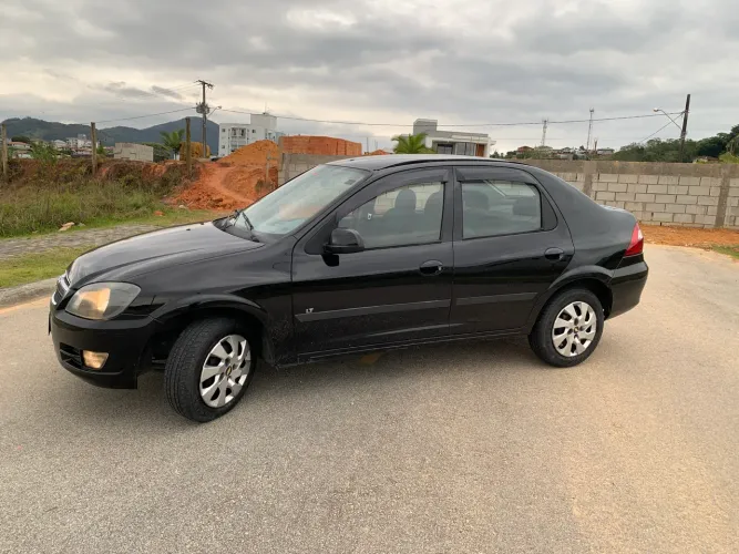 Chevrolet Prisma Sed. Maxx/ LT 1.4 8V Econof. 4P 2012