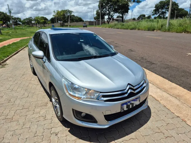 Citroen C4 Lounge Exclusive 1.6 Turbo Flex Aut. 2015