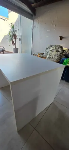 Mesa escritório branca semi nova