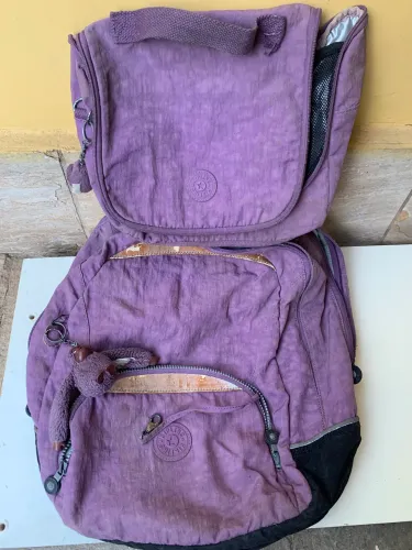 Mochila Kipling Escolar e passeio e Bolsa Lancheira Kipling