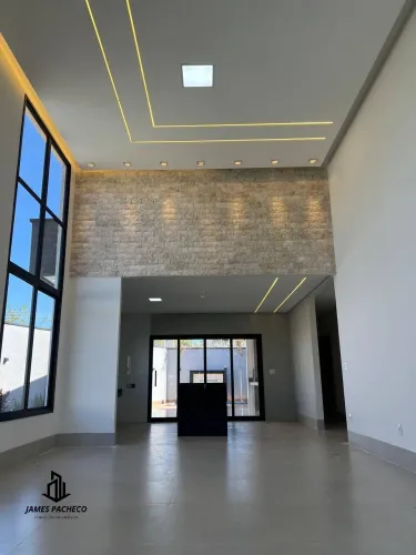 Casa c/ 520 m² de lote | 3 suítes | piscina - Parque das Flores