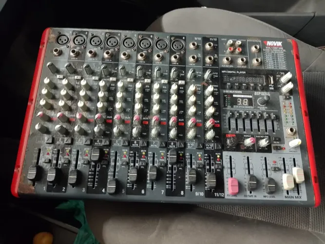 Mesa de som NVK 1200P NOVIK
