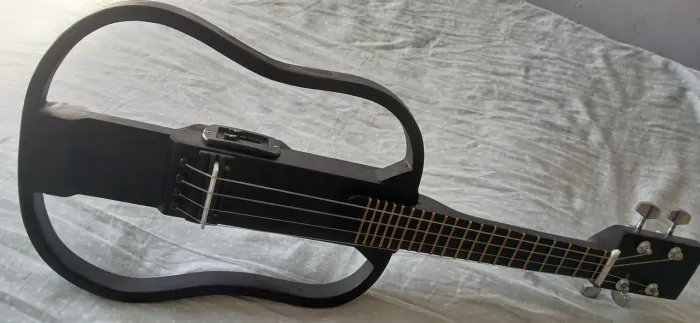 Cavaquinho estilo Ukulele corpo emoldurado
