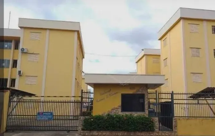 Alugo apartamento 2 quartos